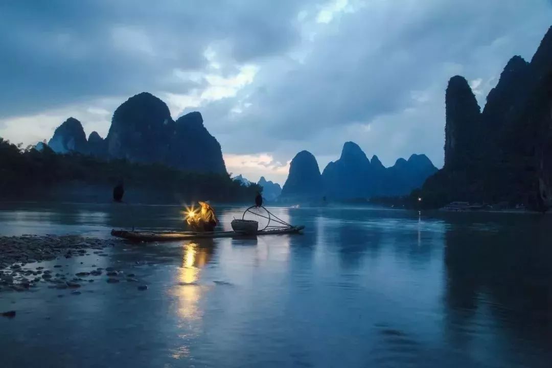 一個(gè)人最高的涵養(yǎng)，叫不爭(zhēng)不吵不炫耀