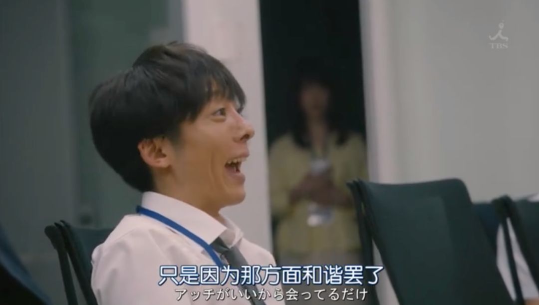 我們都在變得不像人，然后又渴望重新成為人