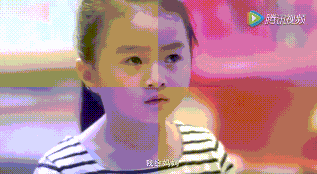 你的記憶中，孩子哪一個(gè)瞬間讓你非常感動(dòng)？