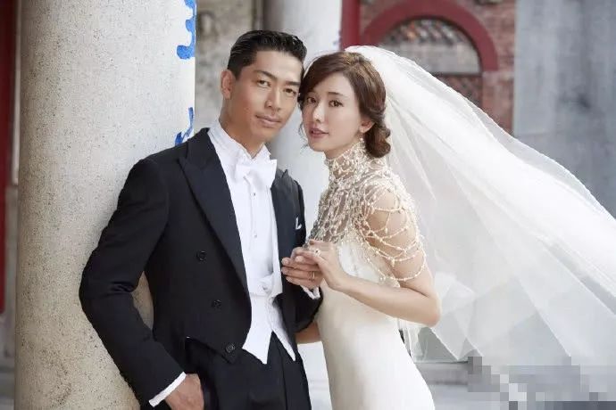 老公，說好補給我的婚戒呢？