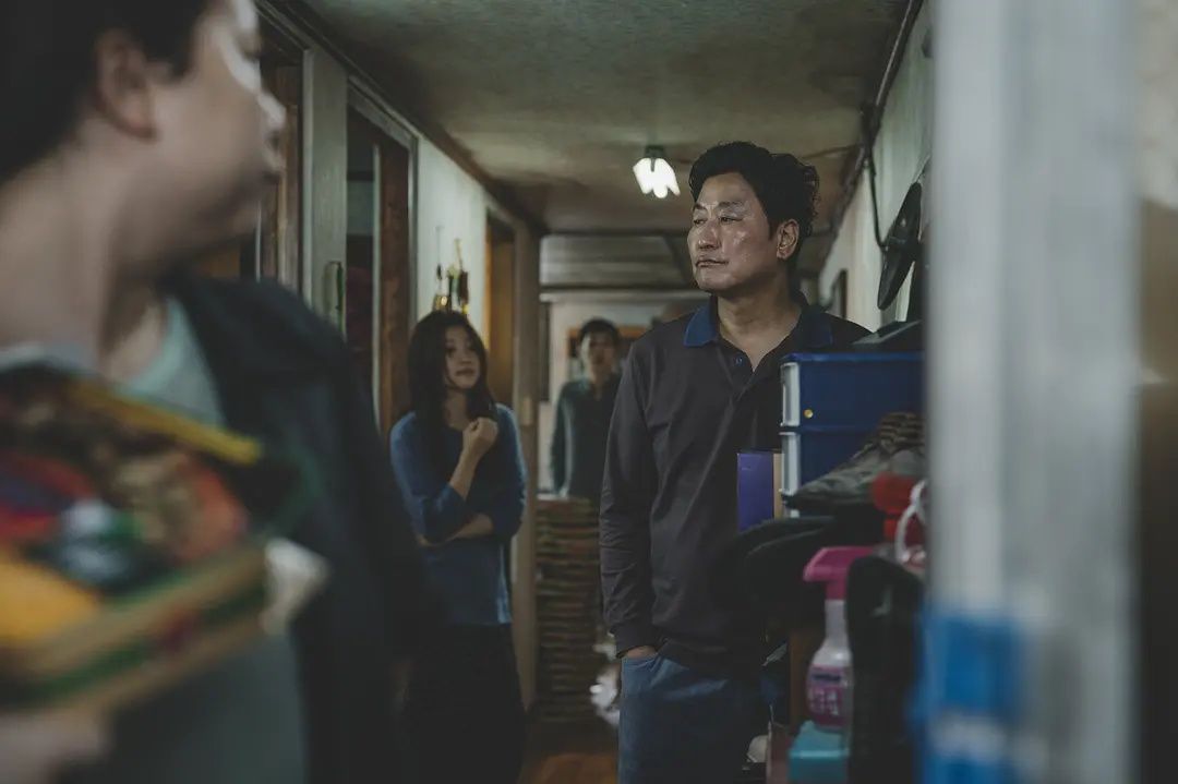 寄生蟲：窮人的善良，富人的殺傷力