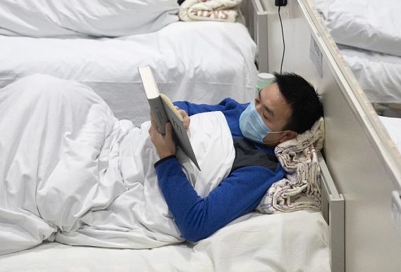 疫情期間有人崩潰大哭：你的獨(dú)處方式，決定了你的層次