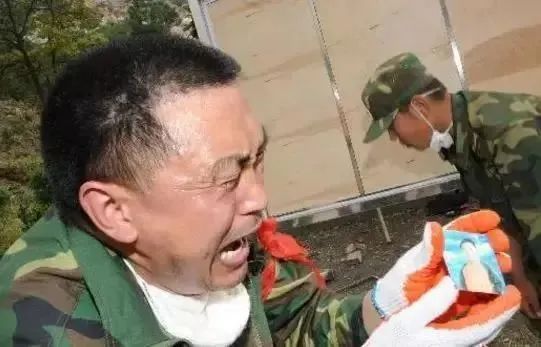 痛哭、失眠、崩潰：疫情過后，他們是最痛苦的人