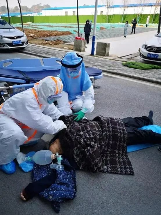 痛哭、失眠、崩潰：疫情過后，他們是最痛苦的人