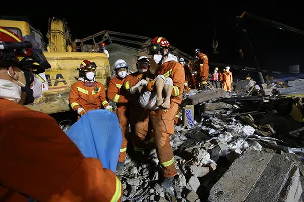 痛哭、失眠、崩潰：疫情過后，他們是最痛苦的人