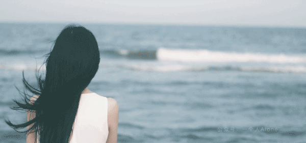 女人就應(yīng)該色一點(diǎn)