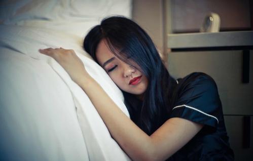 假如，你發(fā)現(xiàn)自己出現(xiàn)了抑郁情緒