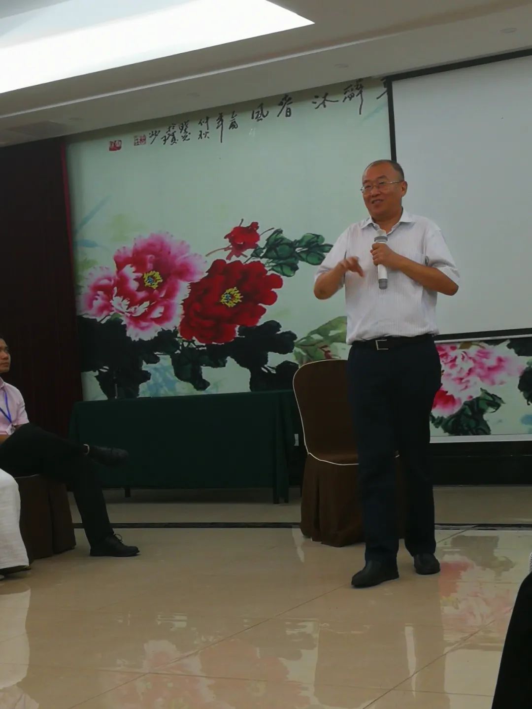 從學(xué)習(xí)的本質(zhì)，分析體驗式心理咨詢是如何起效的