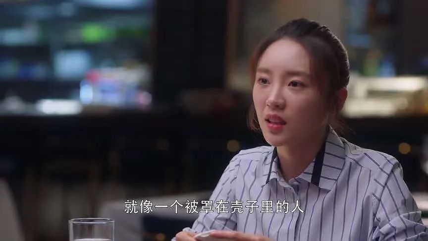 原配街頭扒衣暴打第三者，為什么第三者總能全身而退