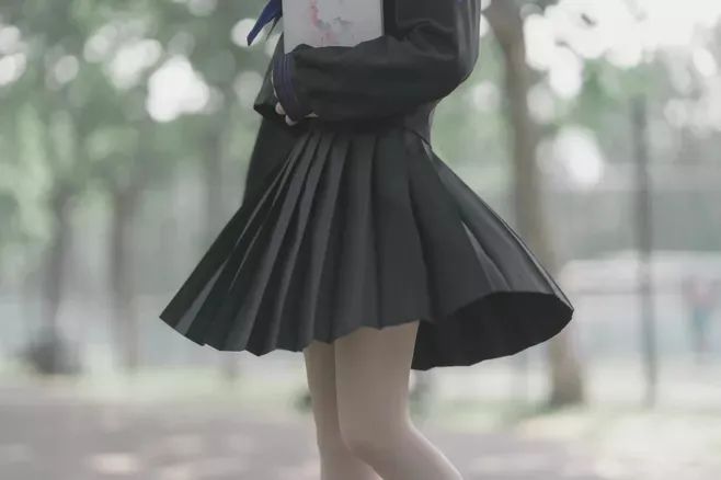 穿jk制服的都不是正經女孩嗎？