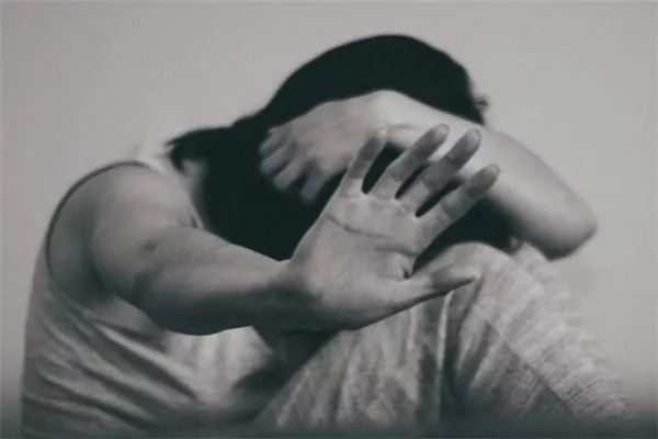 夢(mèng)見女兒被強(qiáng)奸是什么心理？
