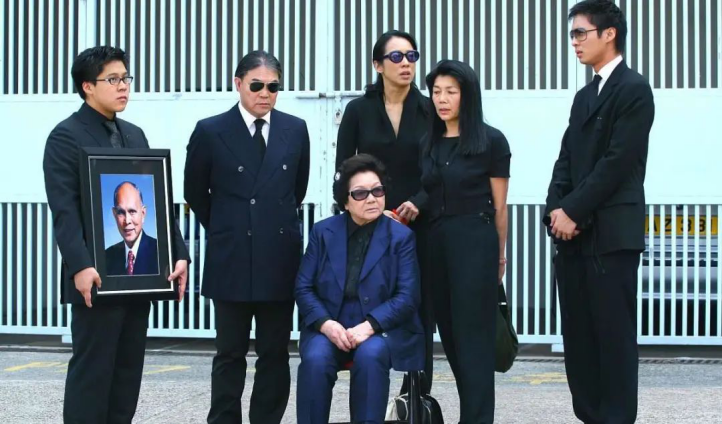豪門闊太上位史，就是一場男人良心的驗(yàn)證公式