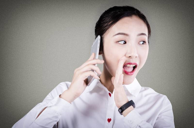 一開口就冷場(chǎng)，不會(huì)說(shuō)話怎么辦？14個(gè)不得罪人的說(shuō)話技巧分享