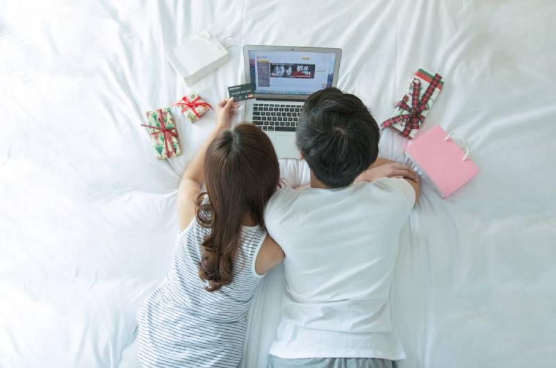 夫妻之間愛情失色 如何重燃愛的火花