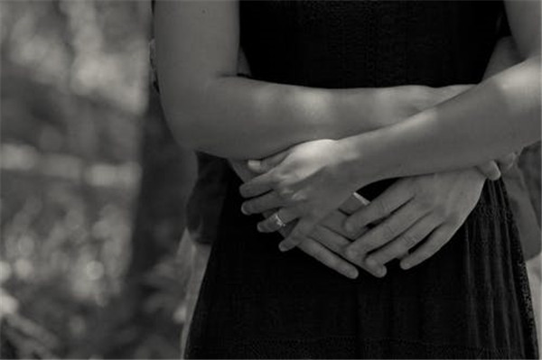 怎么讓女生喜歡上自己-讓女生慢慢喜歡自己