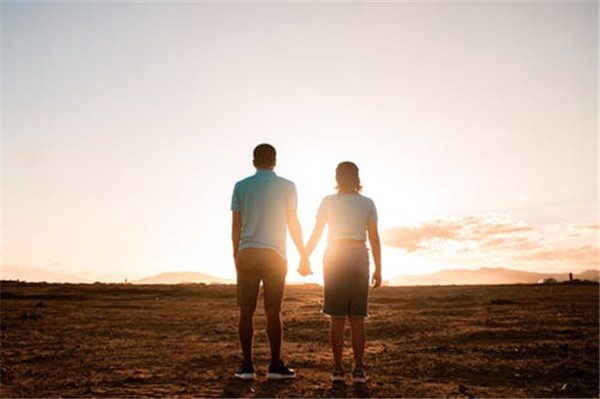 女人決心離婚能挽留嗎?老婆執(zhí)意要離婚誰勸都沒嗎