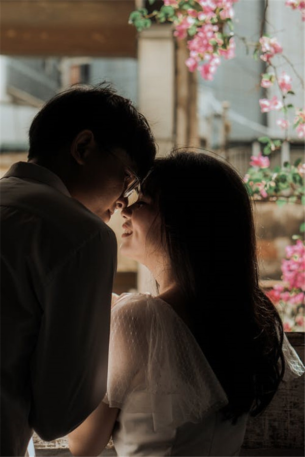 分手后挽回女友的說說-和女朋友分手了想挽回的說說