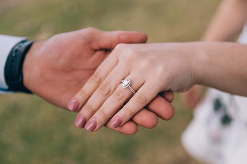 面臨分手該怎么挽回?最嚴(yán)重的分手如何挽回