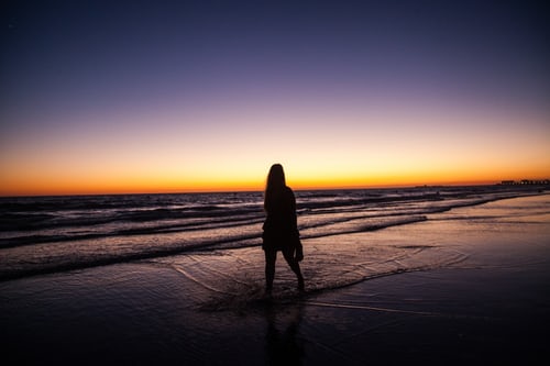 暗戀一個(gè)人怎么表白?打動女孩子哭的真心話