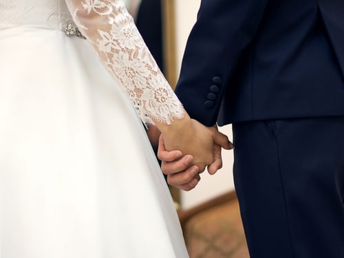 老公堅持離婚怎樣挽回?怎么做才能挽回老公的心