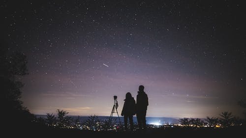 分手了想對(duì)他說(shuō)點(diǎn)什么?高情商分手挽留的句子