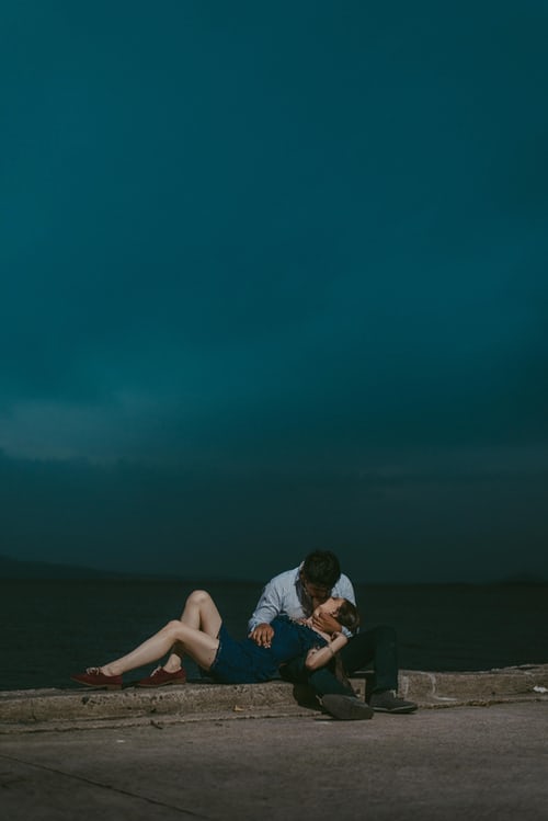 下午和女孩聊什么?100種聊天幽默開場白