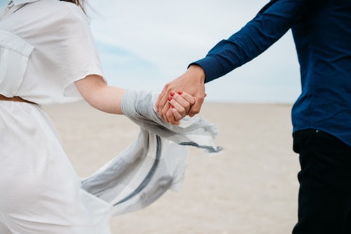 丈夫出軌如何挽回婚姻?給出軌老公回心轉(zhuǎn)意的一封信