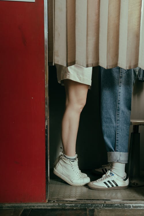 女朋友跟人家睡了的表現(xiàn)-女朋友把你綠了的表現(xiàn)