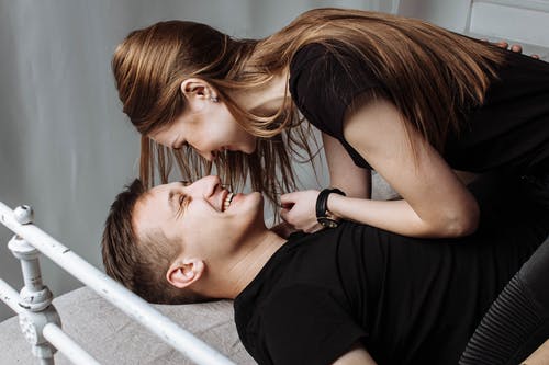 挽回男朋友最有感覺(jué)的話-最快挽回一個(gè)男人的方法