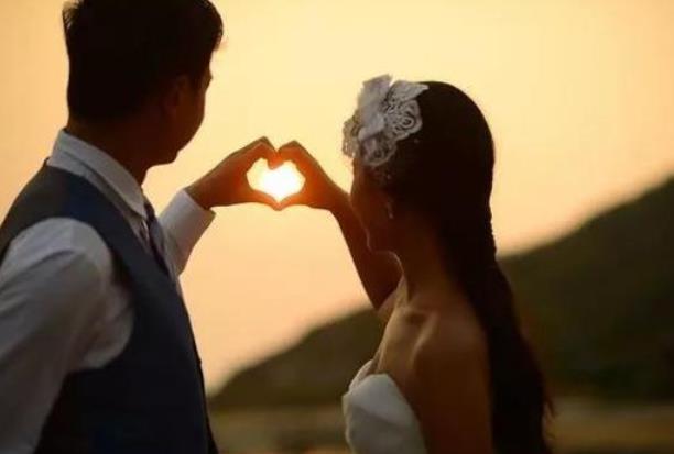 導(dǎo)致婚姻出現(xiàn)矛盾的四個(gè)問題
