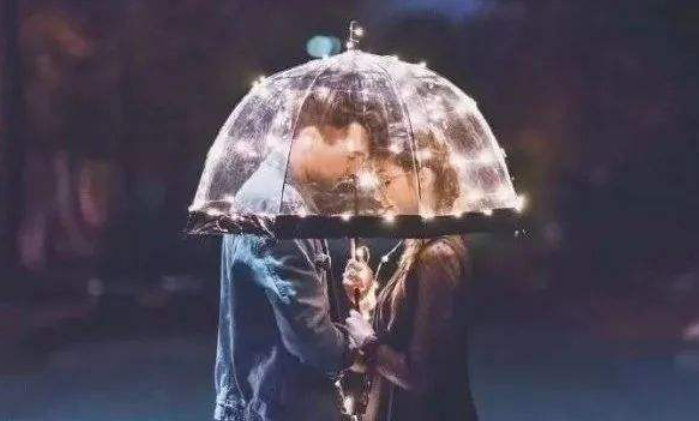你們?yōu)槭裁醋兊脽o話可說