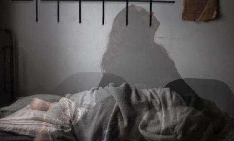 該怎樣擺脫失眠的困擾
