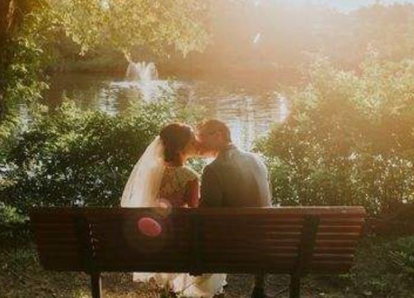 新婚夫妻怎樣度過磨合期