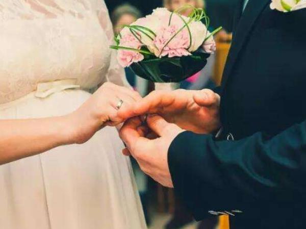 為了孩子維持不幸的婚姻有必要嗎？