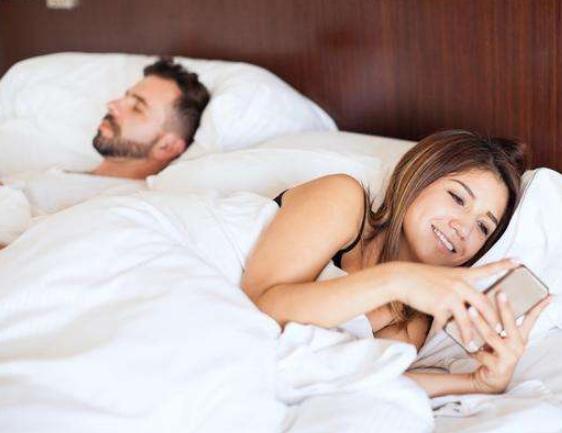 深陷婚外情無法自拔怎么辦？