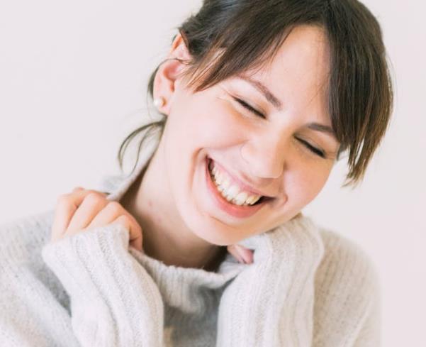 如何長(zhǎng)期保持積極快樂(lè)的情緒？