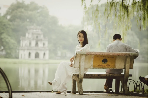 產(chǎn)生婚前焦慮癥的原因
