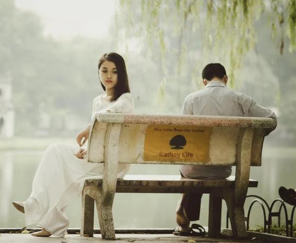 夫妻間一說話就抬杠怎么辦？