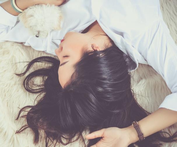 經(jīng)常熬夜晚睡你可能是“睡眠拖延癥”