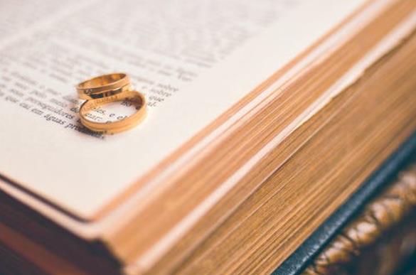 伴侶出軌后如何修復(fù)婚姻關(guān)系？