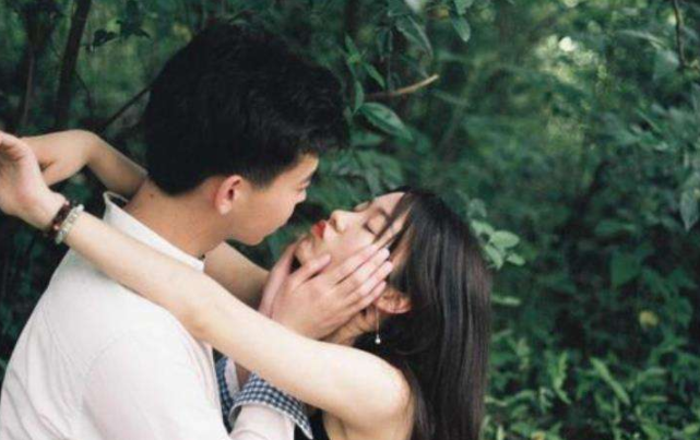 最讓女人反感4種接吻方式