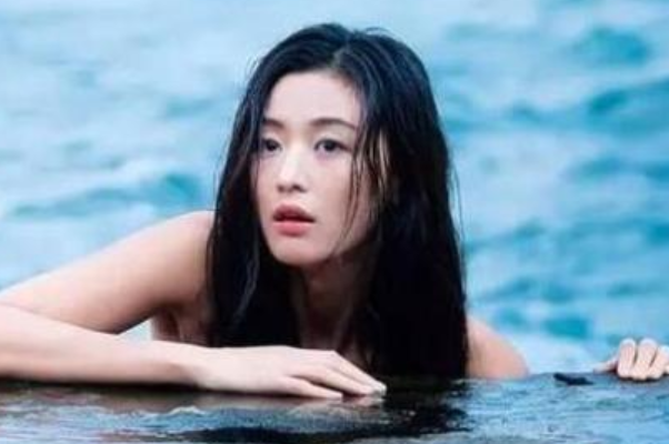 男人為什么會喜歡很“二”的女人