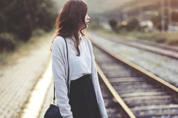 女生戀愛中不要做這些廉價的事情