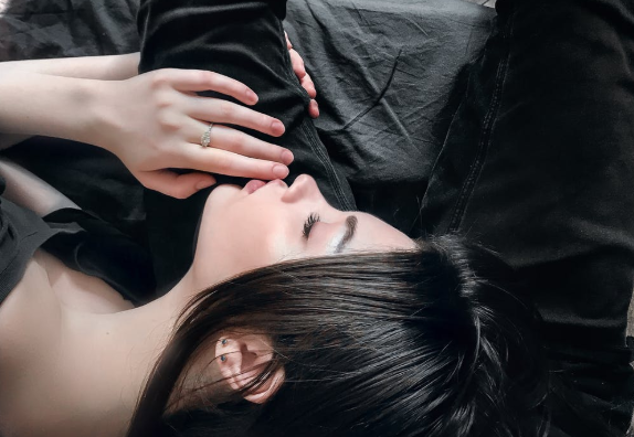 談戀愛(ài)多久后適合同居