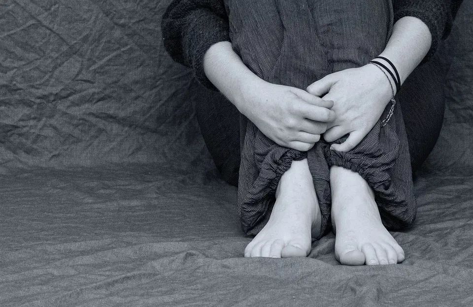 你是那個一風(fēng)吹草動就百度的人嗎？