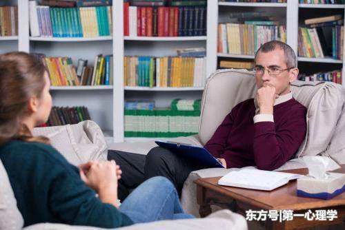 該如何選擇一個(gè)合適你的心理咨詢師？