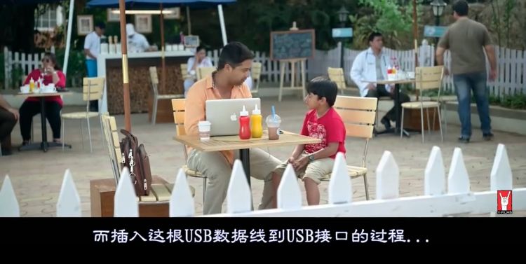 如何與孩子談?wù)撔越逃拿舾性掝}？