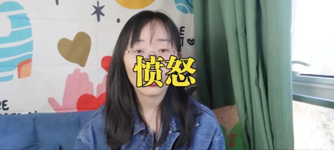 總是沉浸在悲傷里的心理學原因及解決方法