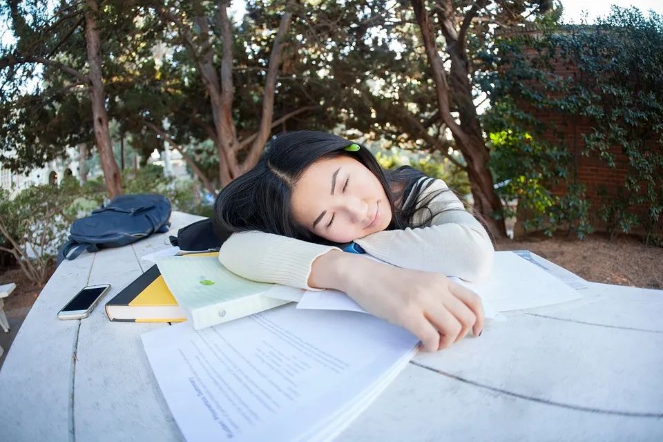 入睡困難，睡眠障礙癥改善的方法