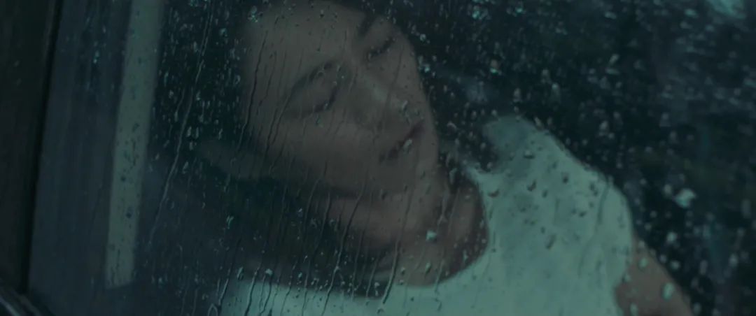 一個(gè)中年女性要成為自己，究竟要付出多大代價(jià)